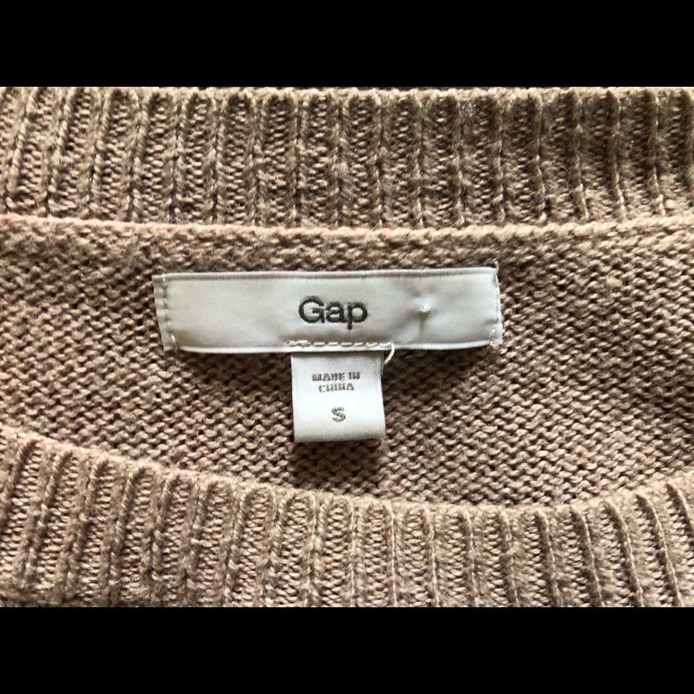 Gap Sweater - Picture 4 of 4